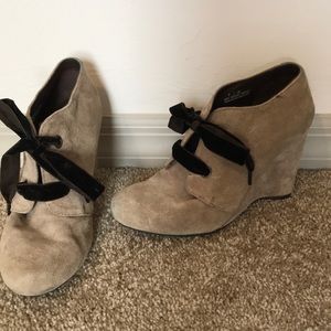 Extremely comfortable suede wedges by Born.